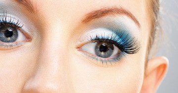 latest beauty trends, the art of makeup will enhance the beauty of your eyes
