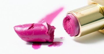 Bien Magazine - broken lipstick can be fixed using check out, homely ways