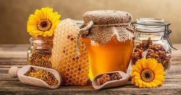 tips for healthy living, using honey every day will give you more energy, cure colds and the upper airways infections