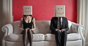 online dating advice - there are people in the world who have so much natural charm in them that you feel good in their company