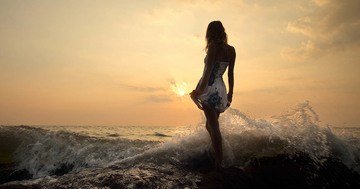online dating tips, men are attracted to women with character, spontaneous and confident