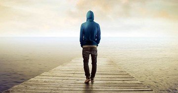 relationship advice for women and men - commandeering, decided and confident men are attractive to women