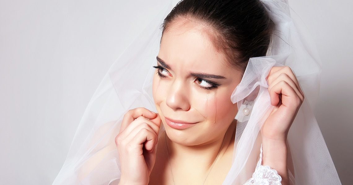 Bien Magazine, although happy – Wedding preparations and the wedding day can be very stressful