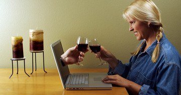 Online dating advice - you may present yourself in a completely different light while online dating
