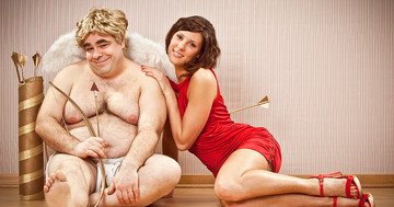 Love at the first sight seldom turns into a durable relationship
