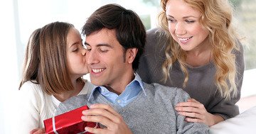 To choose a great Father’s Day gift it is worth getting to know your dad’s interestes well